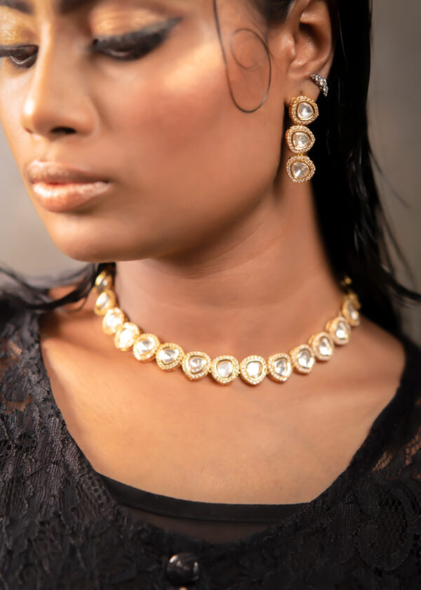 Gold With Stones Choker Jewellery Set