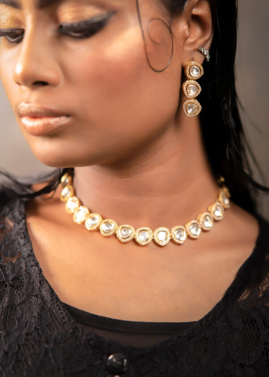 Gold With Stones Choker Jewellery Set