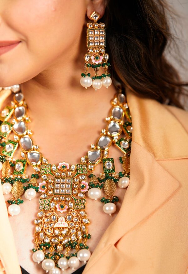Green Pearls & Stones Floral Heavy Kundan Jewellery Set
