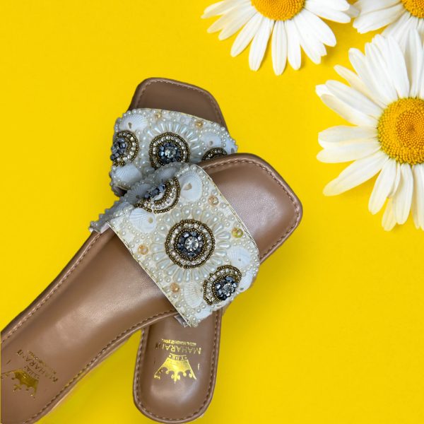 White Shell & Stone Embroidery Women’s Flats/Sliders