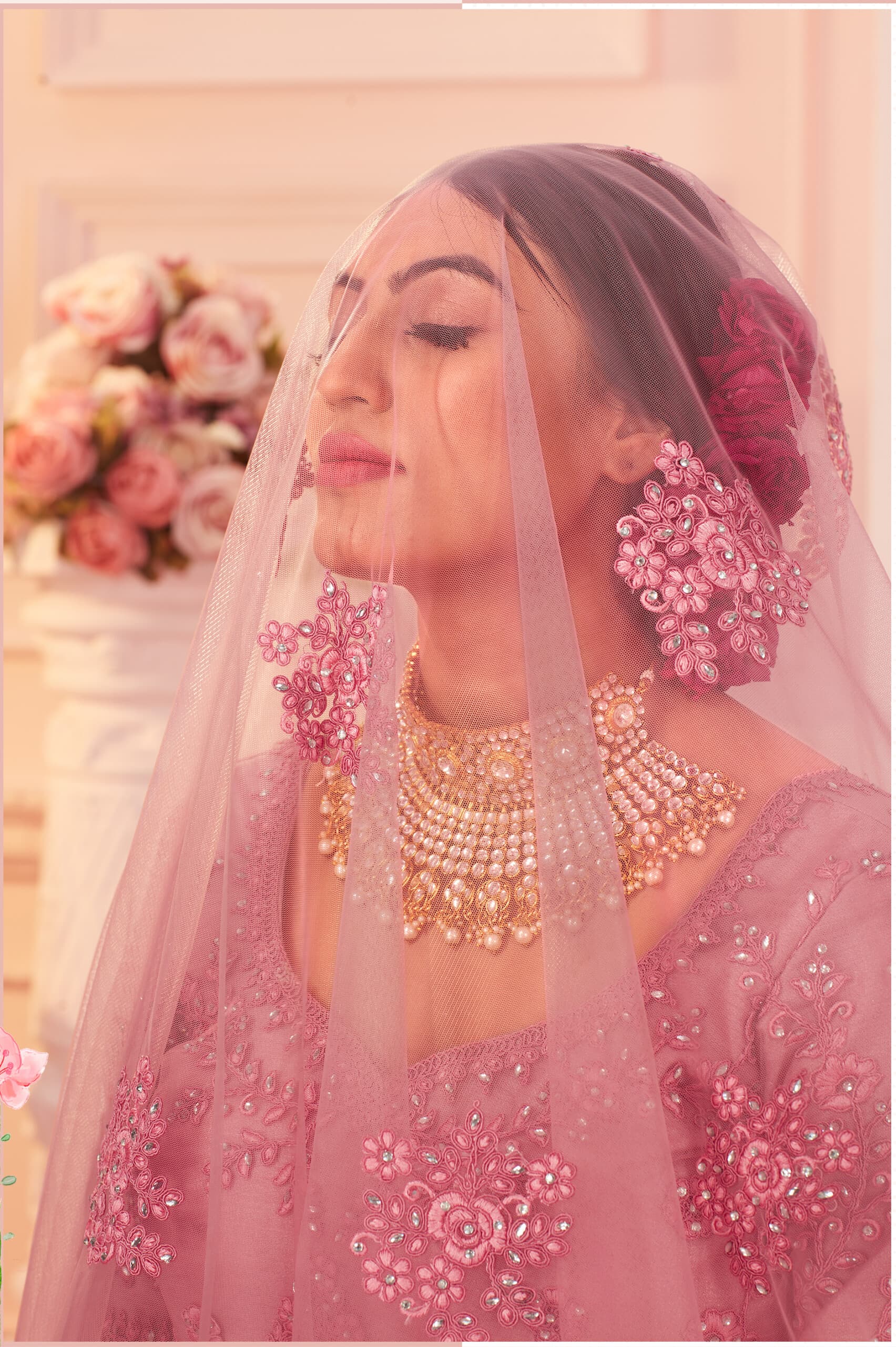 34 Impressive Jewellery Ideas to pair with your Pink Bridal Lehenga | Bridal  lehenga, Pink lehenga, Bridal lehenga red