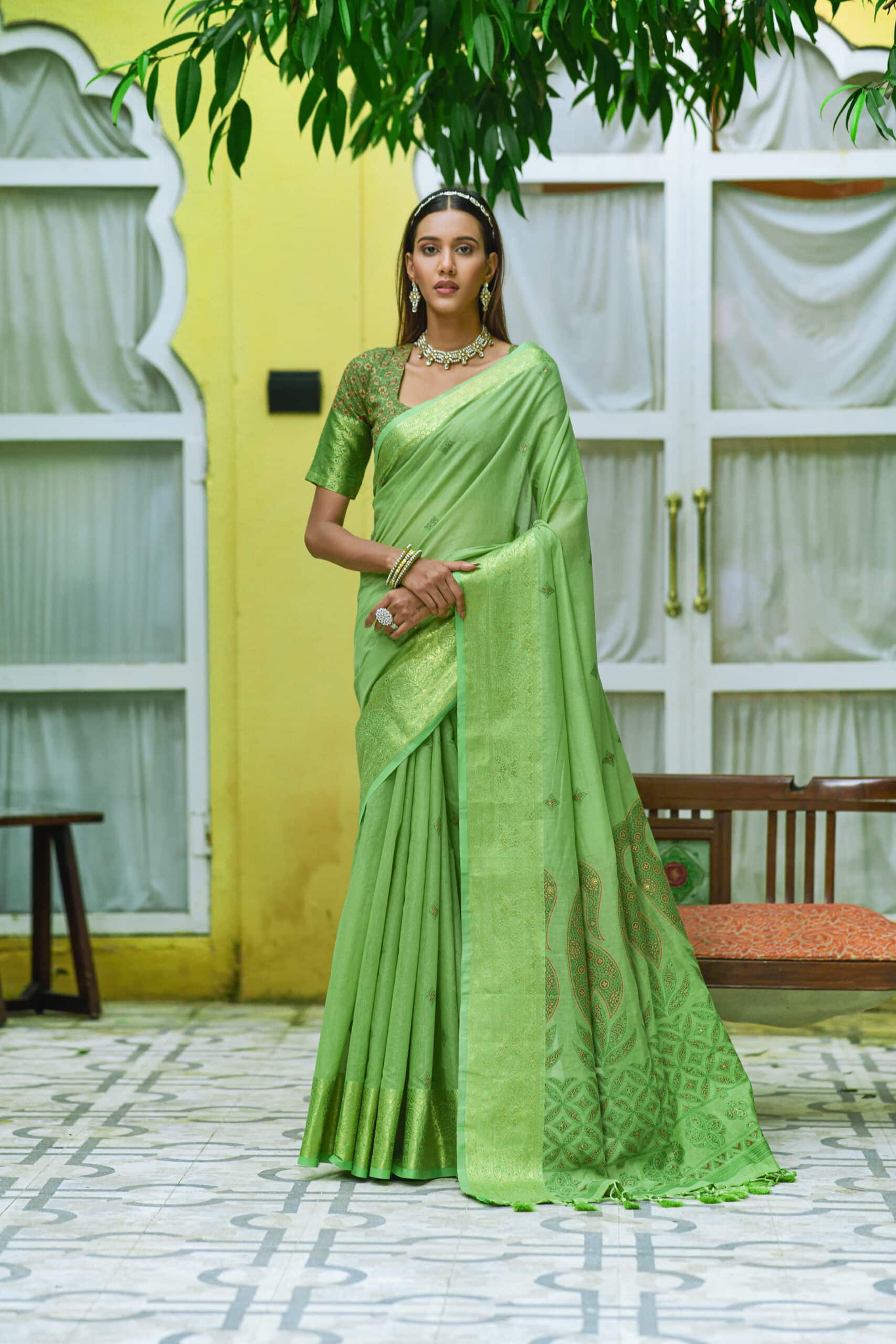 Buy Pothys Self Design Daily Wear Cotton Linen Dark Green Sarees Online @  Best Price In India | Flipkart.com