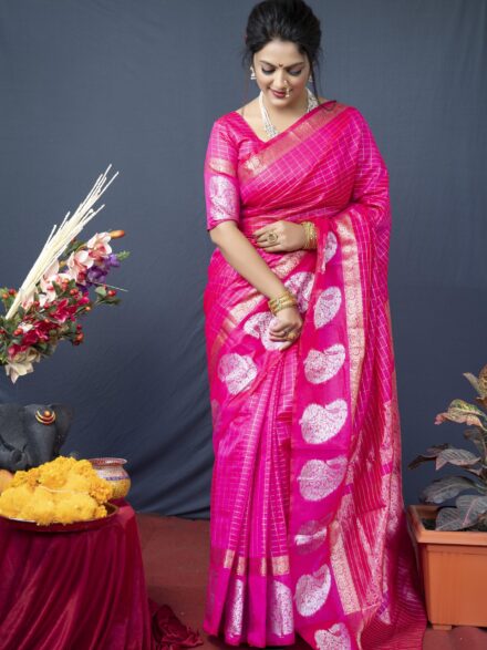 Rani Pink Dola Silk Saree With Zari Weaving Work – Sareewave