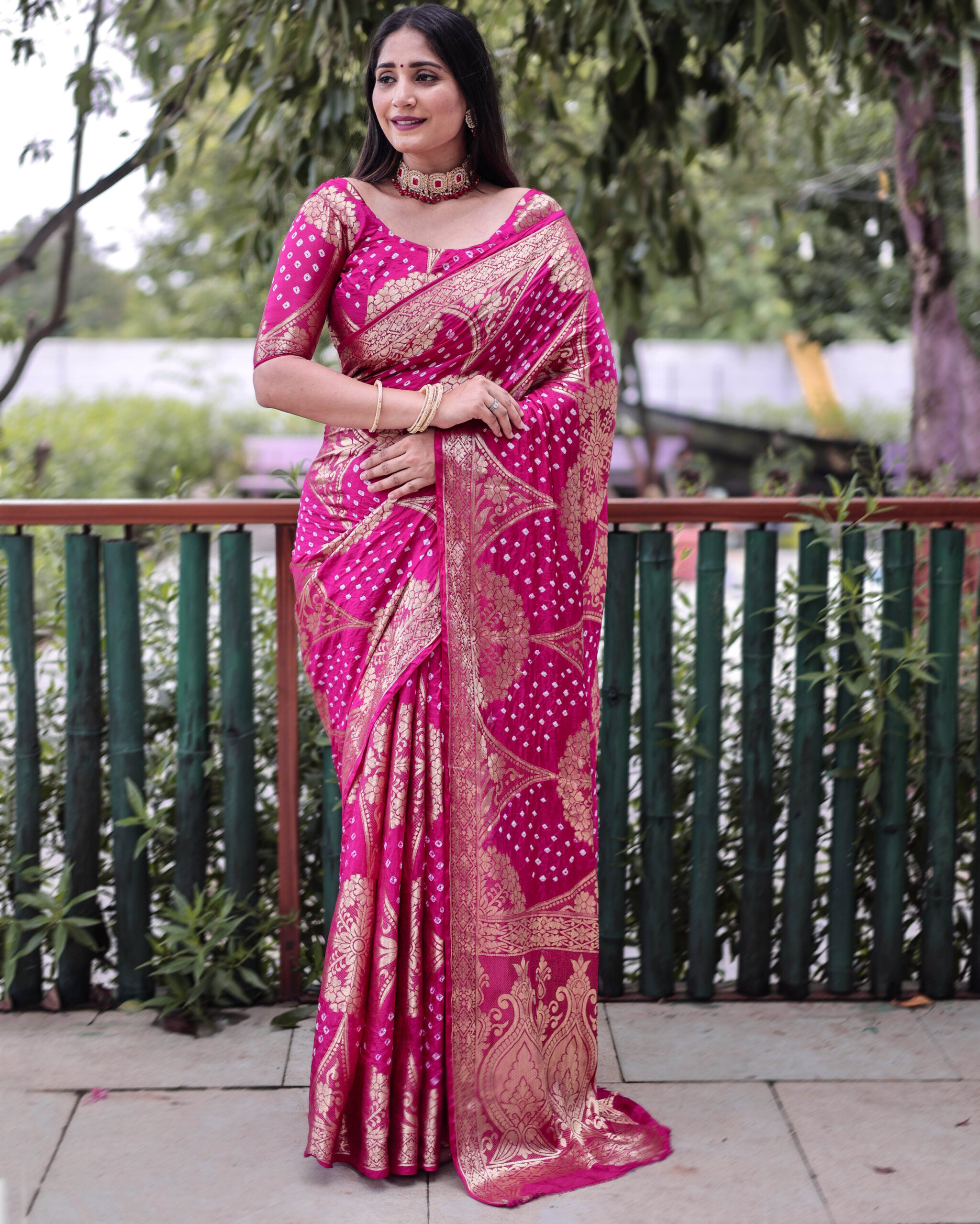 Kanchipuram Silk Sarees: Latest & Orignial Buy Online | Singhania's